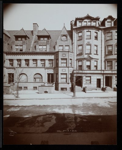 Das Mrs. Leonard J. Busby Anwesen in 25 Montgomery Place, Brooklyn, New York, 1907 von Byron Company